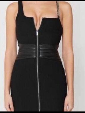 Manière De Voir Black One-Shoulder Bodycon Dress with Zip Front
